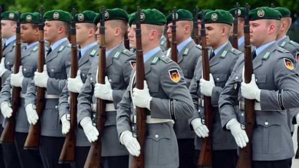 Берлинские хроники: как Германия осталась без защиты