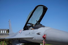 На Западе назвали угрозы для F-16 на Украине