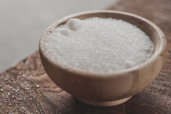 Доктор Мясников рассказал об опасности соли и назвал нормы ее потребления